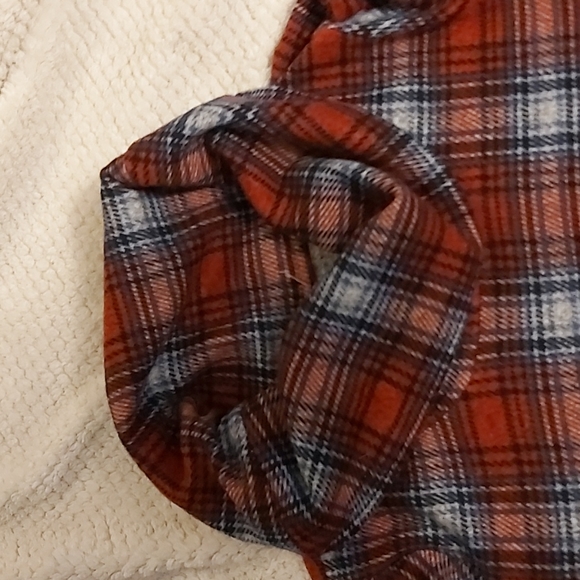 Ladies top - Picture 2 of 2